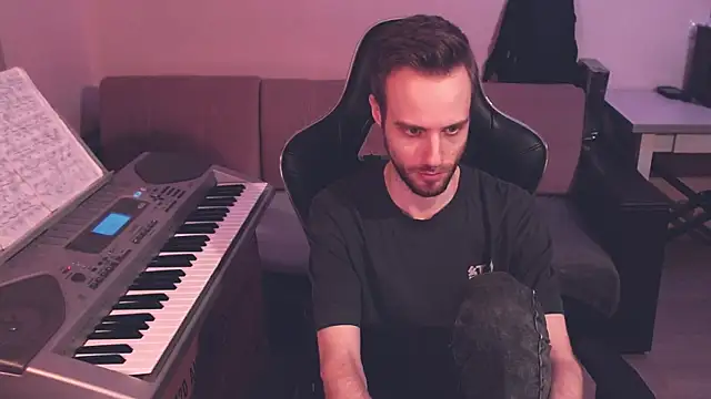 Sweetparker online show from 2, 2, 2025