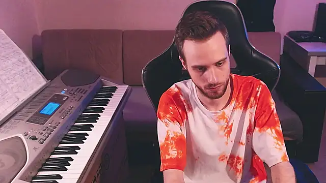 Sweetparker online show from 9, 9, 2025