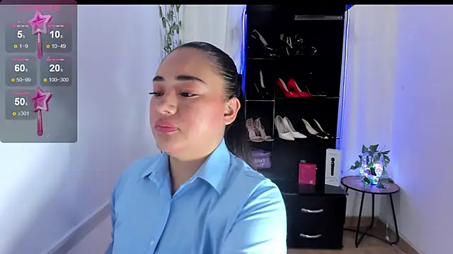 ReyleDoll online show from 6, 3, 2026