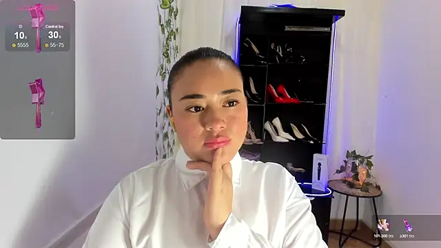 ReyleDoll online show from 13, 3, 2026