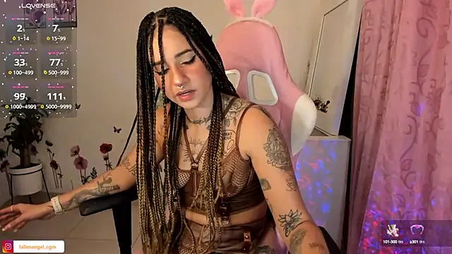 Fallengangel online show from 2, 2, 2025