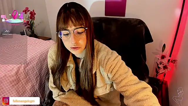 Fallengangel online show from 16, 12, 2025