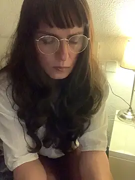 Snapshot of Chic_desire chatting on 28, 2, 2026 Chic desire online show from 28, 2, 2026