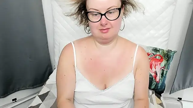 Snapshot of dirtyBonnie chatting on 18, 7, 2026 dirtyBonnie online show from 18, 7, 2026