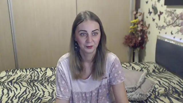 Snapshot of MirabelaSweet chatting on 6, 3, 2026 MirabelaSweet online show from 6, 3, 2026