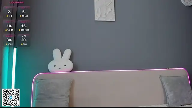 Snapshot of Malika_Lisan chatting on 1, 7, 2026 Malika Lisan online show from 1, 7, 2026