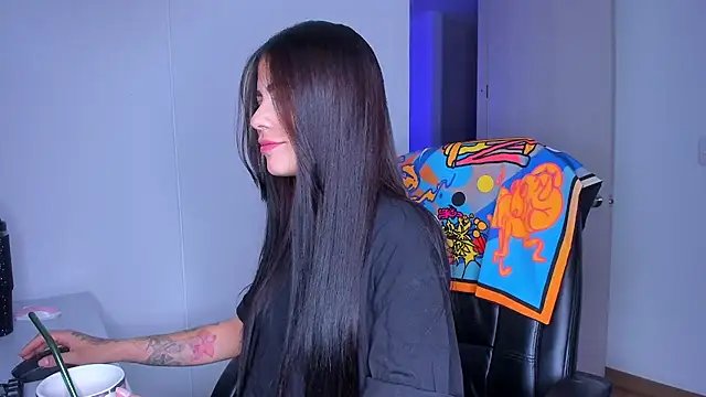 Lisegg  online show from 7, 4, 2026