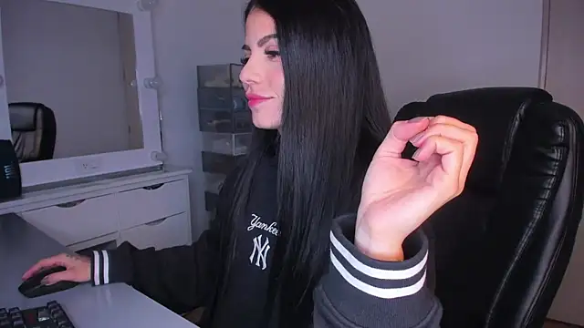 Lisegg  online show from 18, 3, 2025