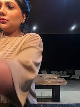 Snapshot of adrianalobo chatting on 7, 2, 2025 adrianalobo online show from 7, 2, 2025