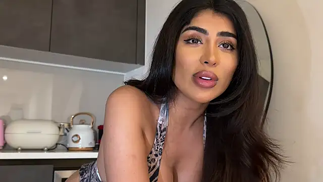 ArabicBarbie online show from 14, 12, 2025