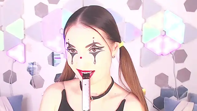 LexiKiss online show from 14, 10, 2025