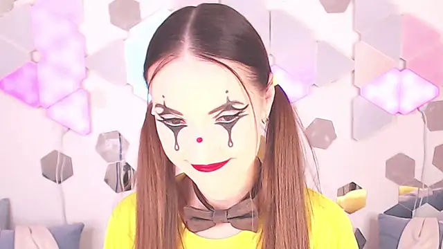 LexiKiss online show from 24, 9, 2025