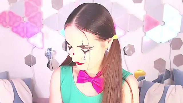 LexiKiss online show from 7, 10, 2025