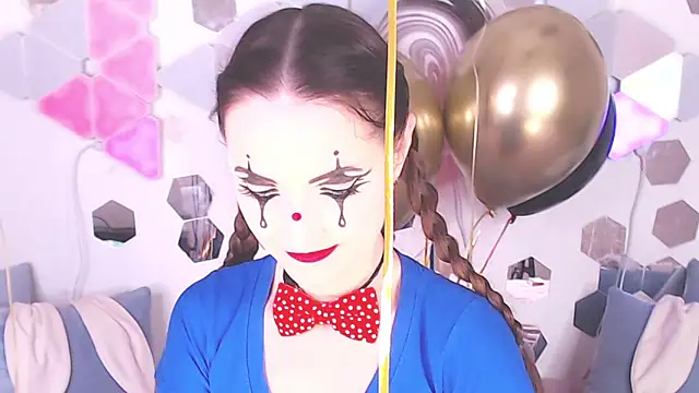 LexiKiss online show from 12, 9, 2025