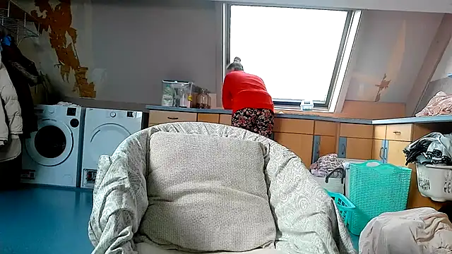 SexyAmanda32 online show from 18, 11, 2025