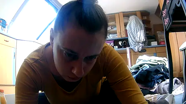 SexyAmanda32 online show from 24, 9, 2025