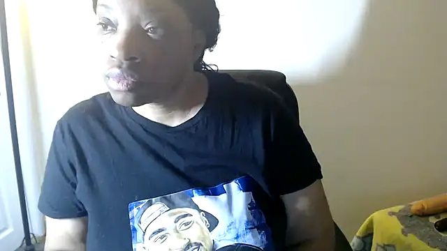 Snapshot of Sexymona1218 chatting on 7, 4, 2026 Sexymona1218 online show from 7, 4, 2026