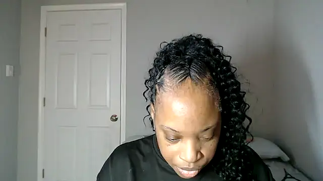 Snapshot of Sexymona1218 chatting on 20, 11, 2025 Sexymona1218 online show from 20, 11, 2025