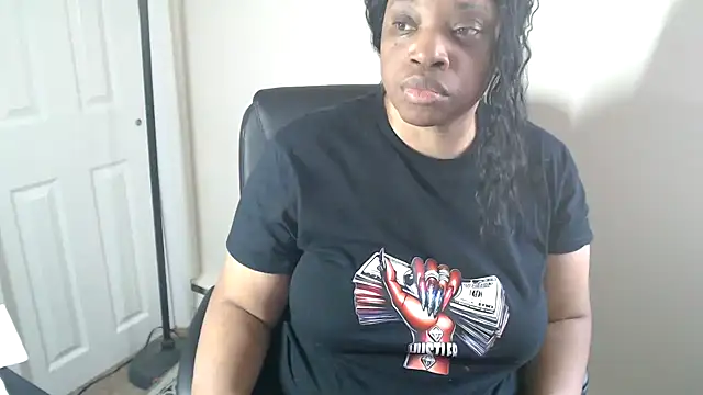 Snapshot of Sexymona1218 chatting on 17, 3, 2026 Sexymona1218 online show from 17, 3, 2026