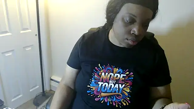 Snapshot of Sexymona1218 chatting on 4, 3, 2026 Sexymona1218 online show from 4, 3, 2026