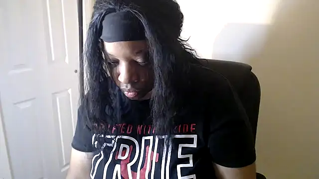 Snapshot of Sexymona1218 chatting on 27, 2, 2026 Sexymona1218 online show from 27, 2, 2026