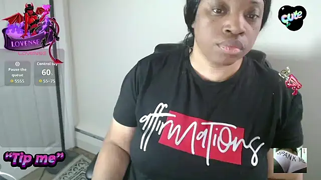 Snapshot of Sexymona1218 chatting on 8, 3, 2026 Sexymona1218 online show from 8, 3, 2026