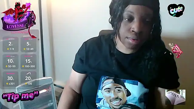 Snapshot of Sexymona1218 chatting on 18, 3, 2026 Sexymona1218 online show from 18, 3, 2026