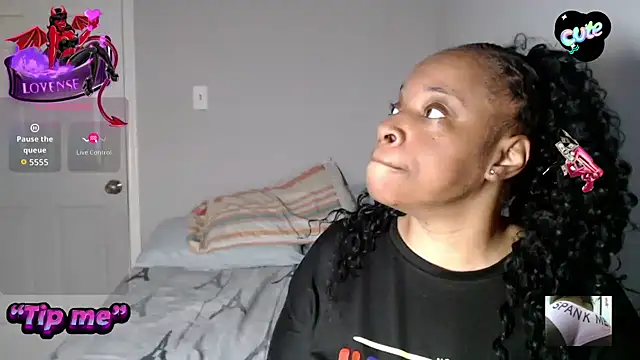 Snapshot of Sexymona1218 chatting on 21, 11, 2025 Sexymona1218 online show from 21, 11, 2025