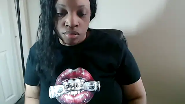 Snapshot of Sexymona1218 chatting on 12, 4, 2026 Sexymona1218 online show from 12, 4, 2026