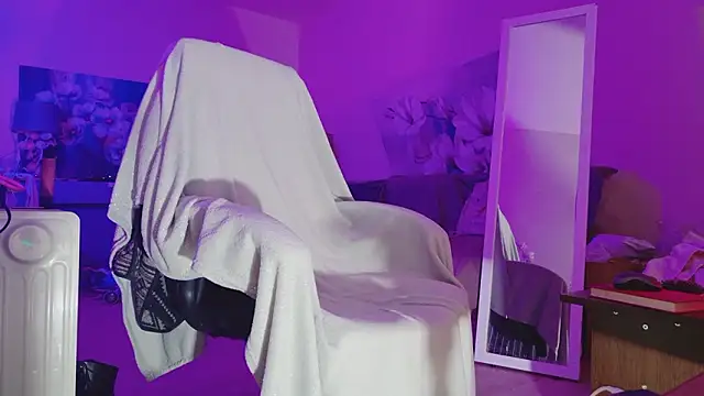 Snapshot of lara_heaven chatting on 18, 2, 2026 lara heaven online show from 18, 2, 2026