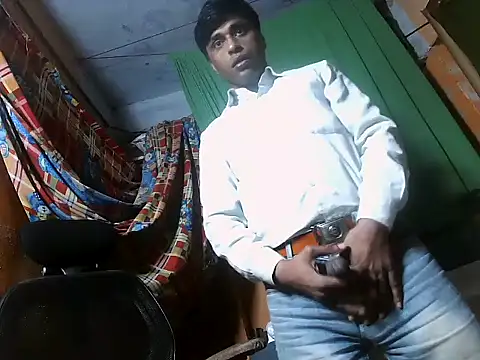 Snapshot of desiboy1101 chatting on 25, 2, 2025 desiboy1101 online show from 25, 2, 2025