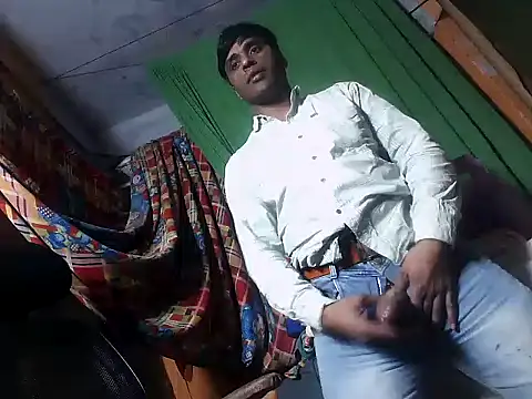 Snapshot of desiboy1101 chatting on 25, 1, 2025 desiboy1101 online show from 25, 1, 2025