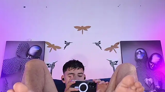 Snapshot of VikoHands chatting on 20, 12, 2025 VikoHands online show from 20, 12, 2025