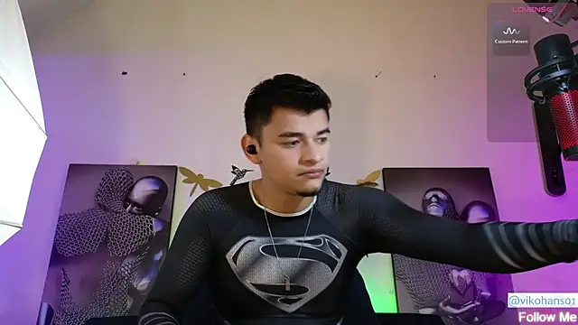 Snapshot of VikoHands chatting on 10, 2, 2026 VikoHands online show from 10, 2, 2026