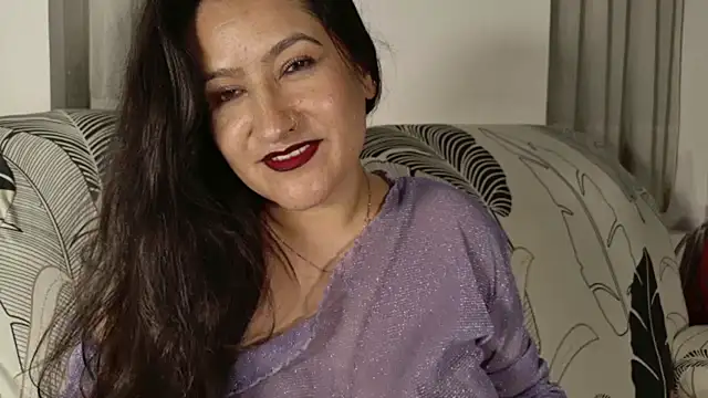 DeesseLuxure online show from 4, 2, 2026