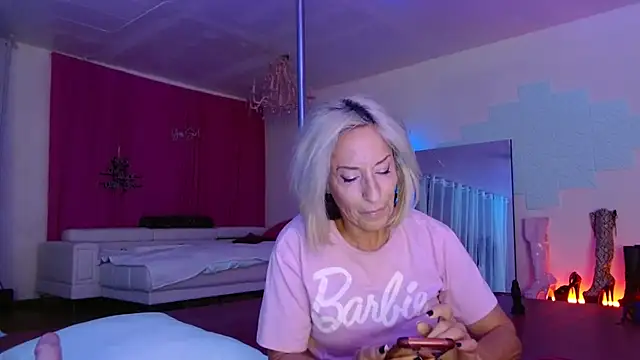 Snapshot of Sweet-Ginger chatting on 16, 10, 2025 Sweet-Ginger online show from 16, 10, 2025