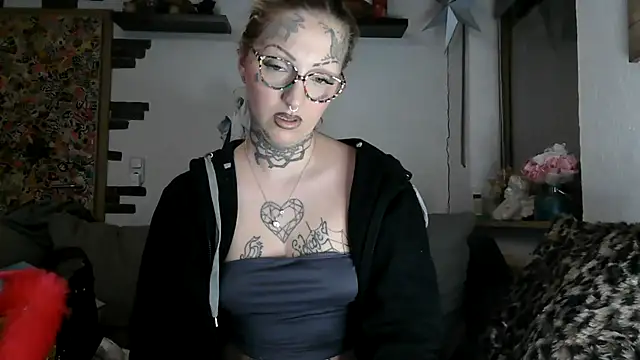 RoxxyInk online show from 8, 2, 2026