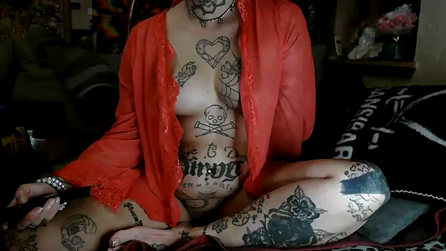 RoxxyInk online show from 5, 10, 2025