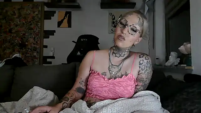 RoxxyInk online show from 20, 7, 2026