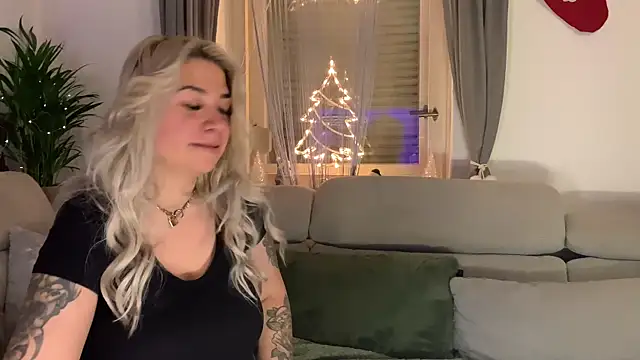 Monageil online show from 4, 12, 2024