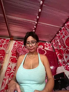 sweetieme online show from 23, 4, 2026