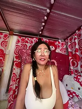 sweetieme online show from 18, 4, 2026