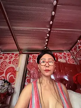 sweetieme online show from 5, 12, 2025