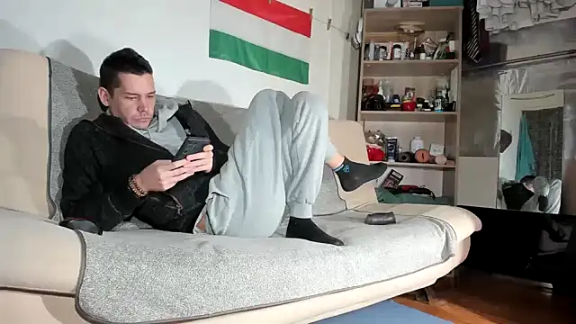 viraglaci18xh online show from 9, 1, 2026