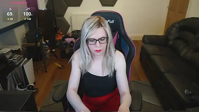 KelseyCobalt online show from 9, 3, 2025