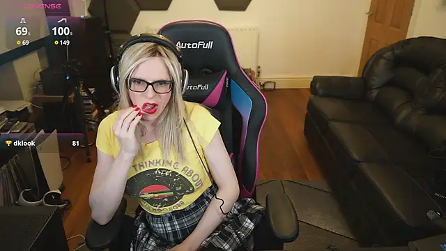 KelseyCobalt online show from 12, 3, 2025