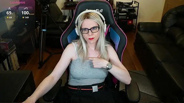 Snapshot of KelseyCobalt chatting on 19, 7, 2026 KelseyCobalt online show from 19, 7, 2026