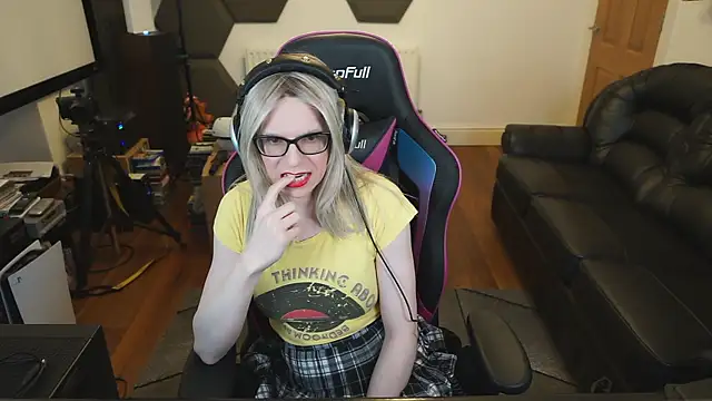 KelseyCobalt online show from 11, 2, 2025