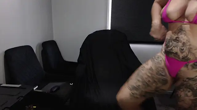 poisonivyx online show from 20, 3, 2025