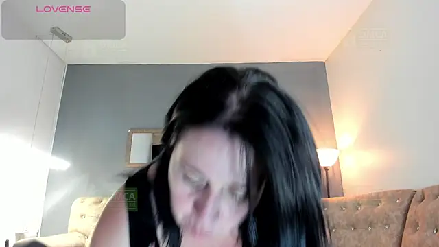LADY HELLEN online show from 19, 5, 2026